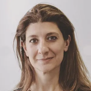 Head and shoulders photo of Barbara Oldani.