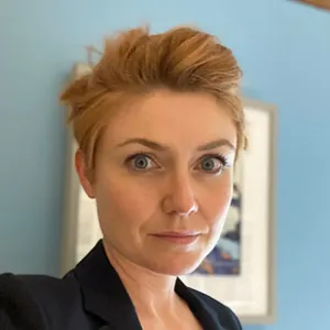 Head and shoulders photo of Nicola Ranger.