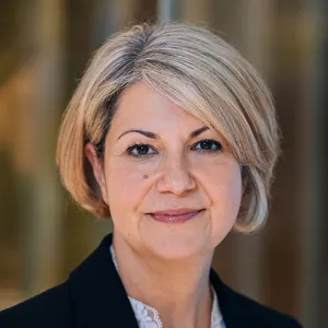 Head and shoulders photo of Claudine Blamey.